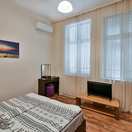 Aposto Center House-6pp דירה