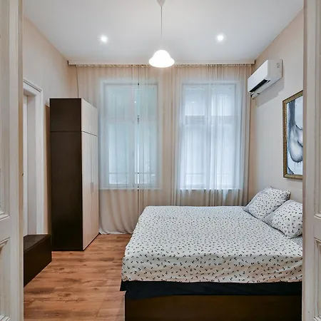 Aposto Center House-6pp * Varna